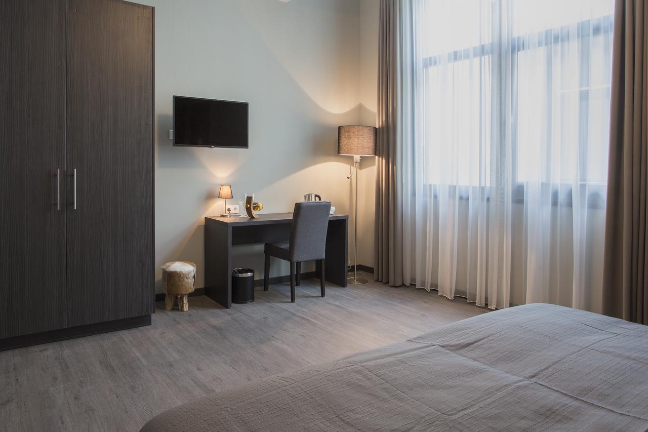 Hotel Bladel Екстер'єр фото